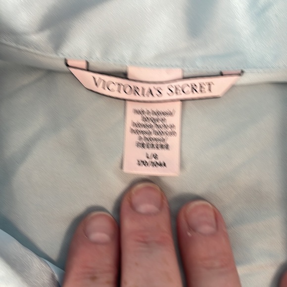 Victoria’s Secret satin pjs large - Picture 2 of 4